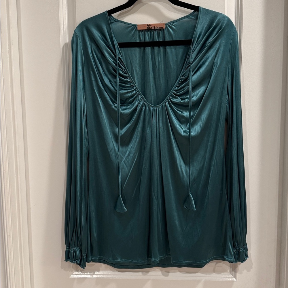 ✨John Galliano 💖 Long Sleeve Blouse✨